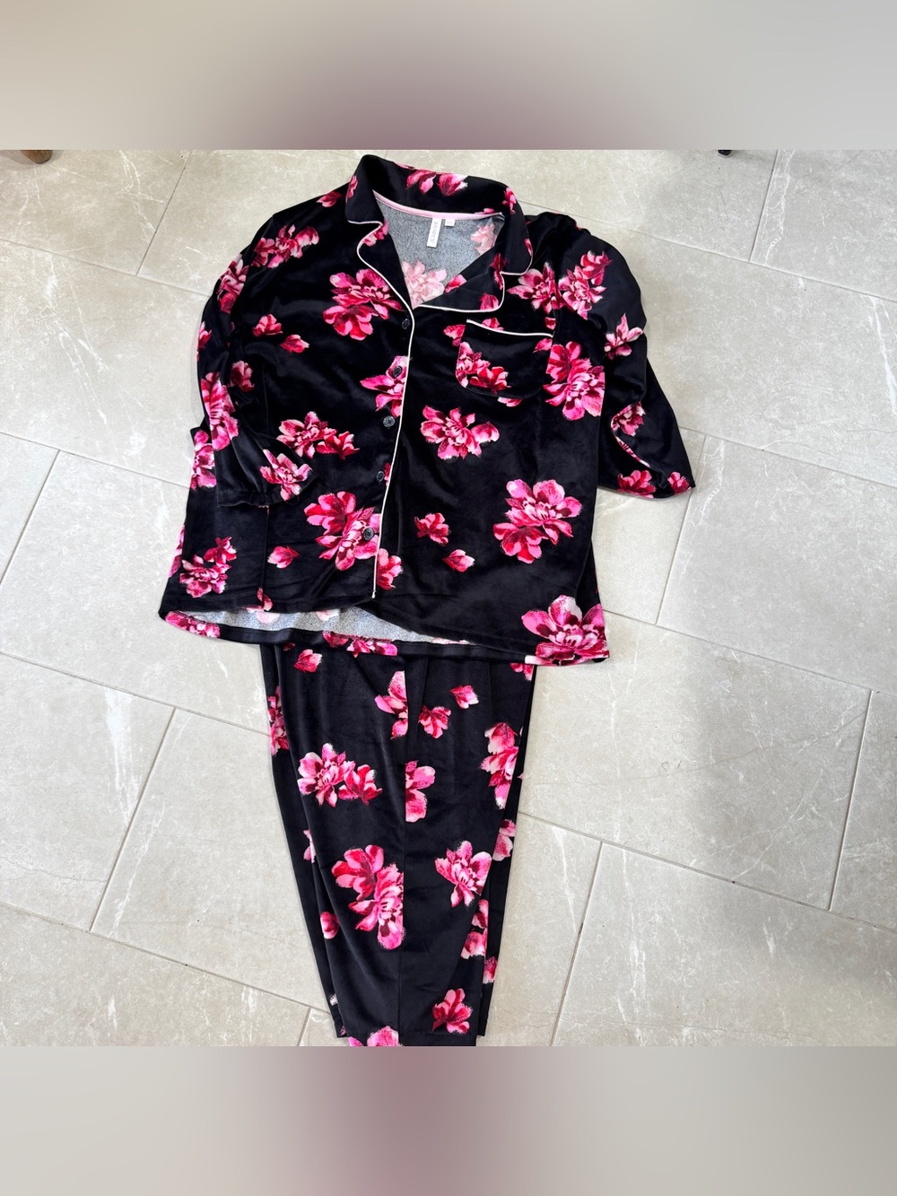 JOYSPUN PJ Set 3X Black Floral Poly/Spandex Buttery Soft 22W 24W
